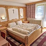 Wiesenhof-2 By Interhome アパート